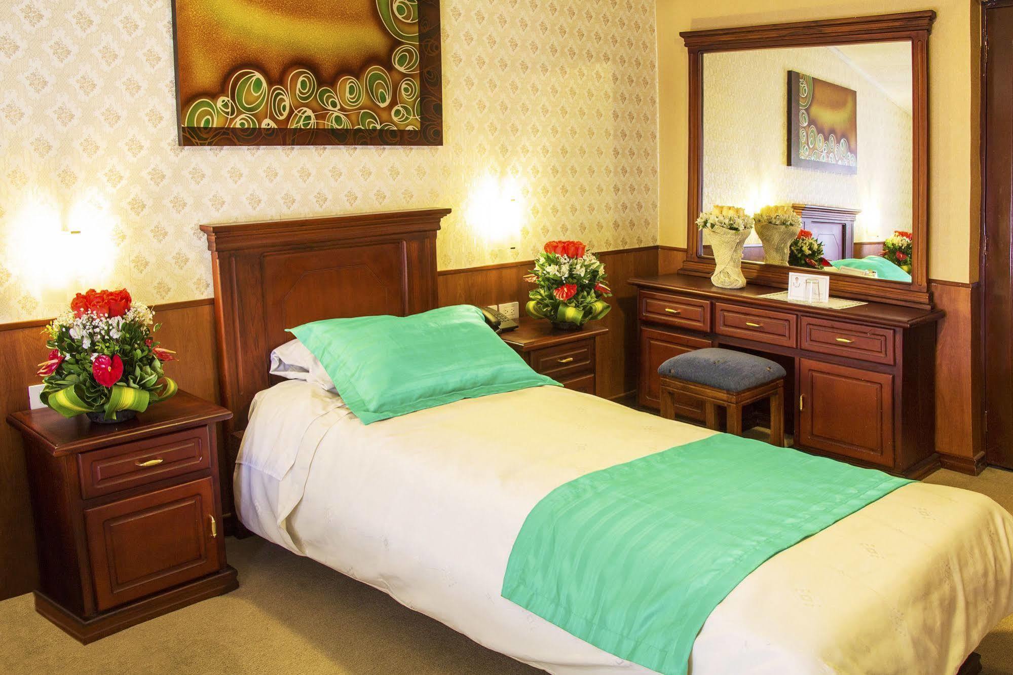 Hotel Inca Imperial Quito Ngoại thất bức ảnh